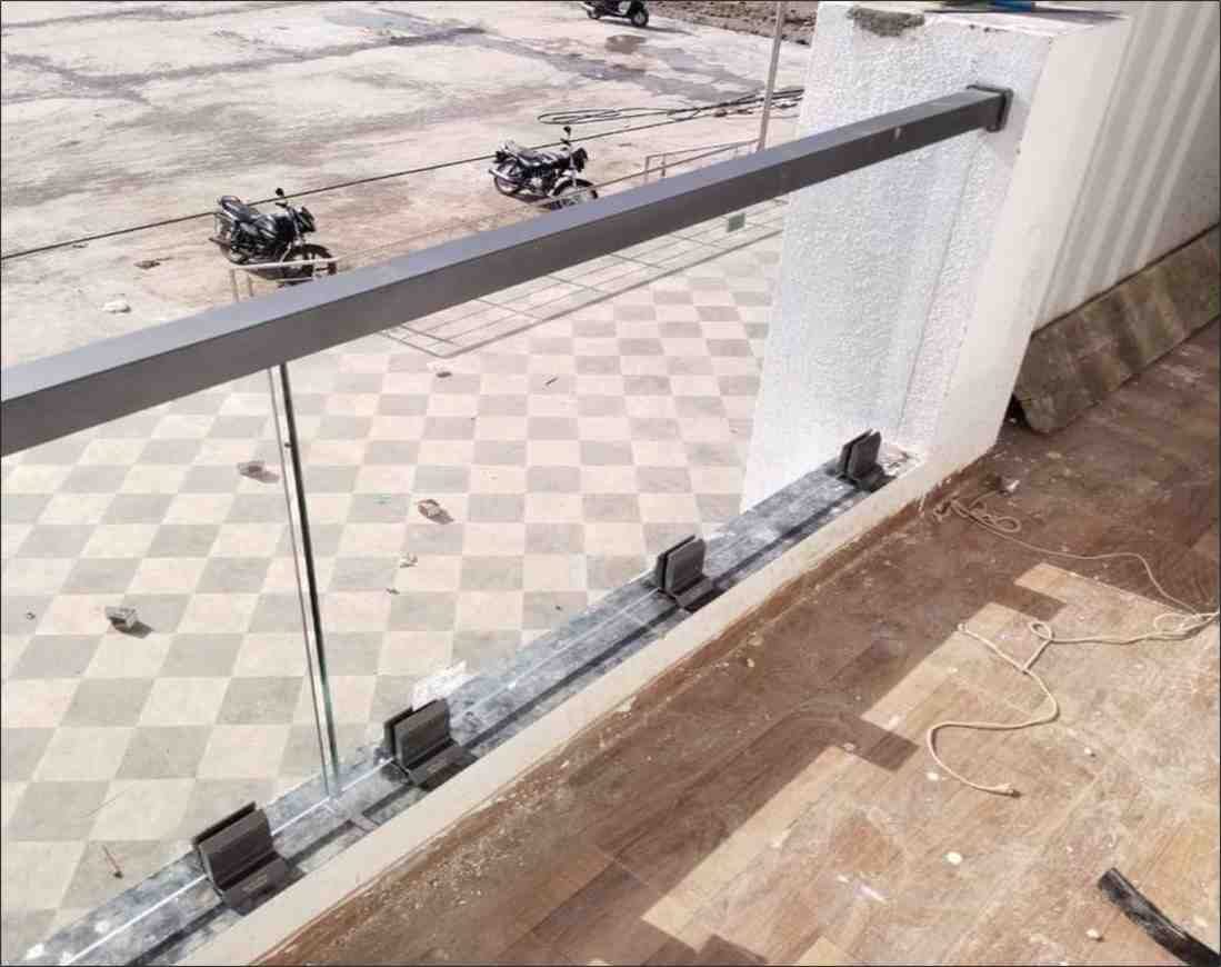 Base Track Fixing Detail